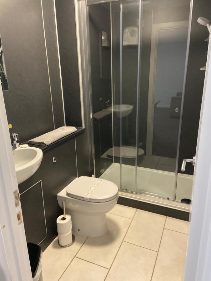 Ilfracombe Apartments Luaran gambar
